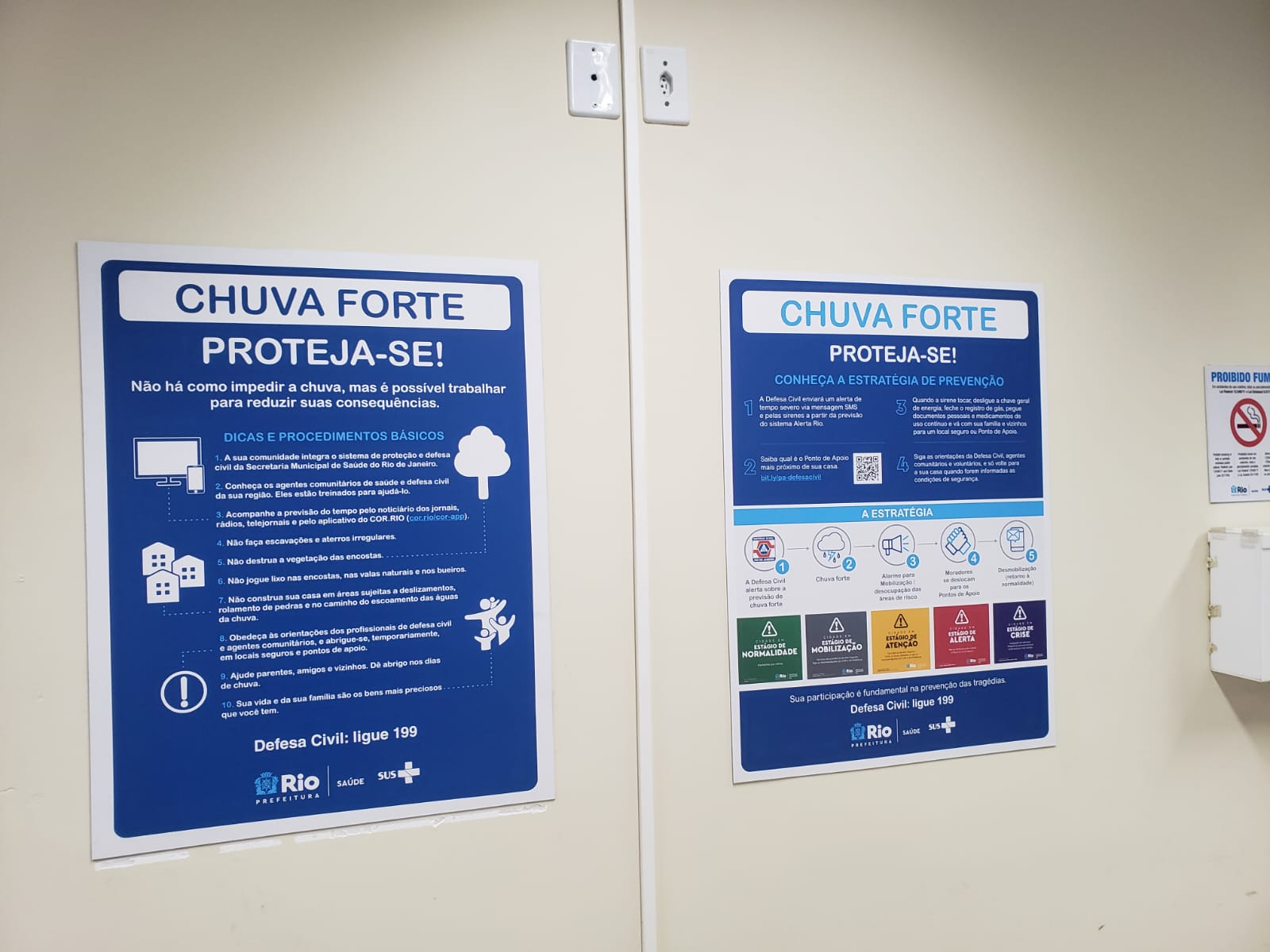 Placa de PS Adesivado